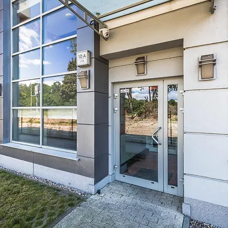 Czarny Dwór By Renters Apartamento Gdansk