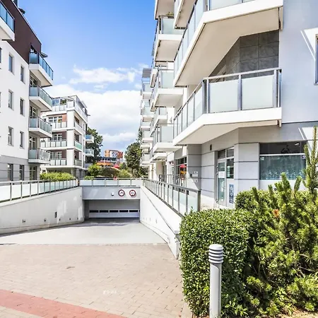 Czarny Dwór By Renters Apartamento